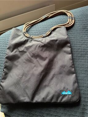 Kavu Black Shoulder Bag with Brown Rope Handles